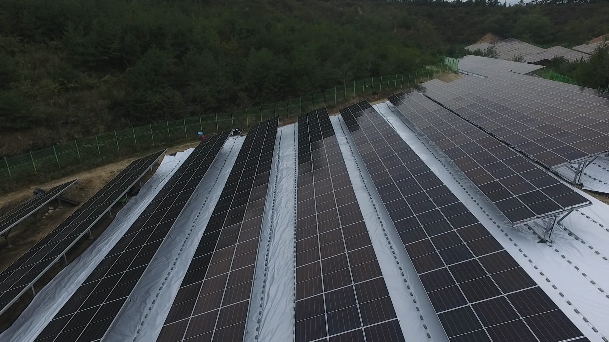 경북 영주시 2MW 발전소 반사매트 시공 전경